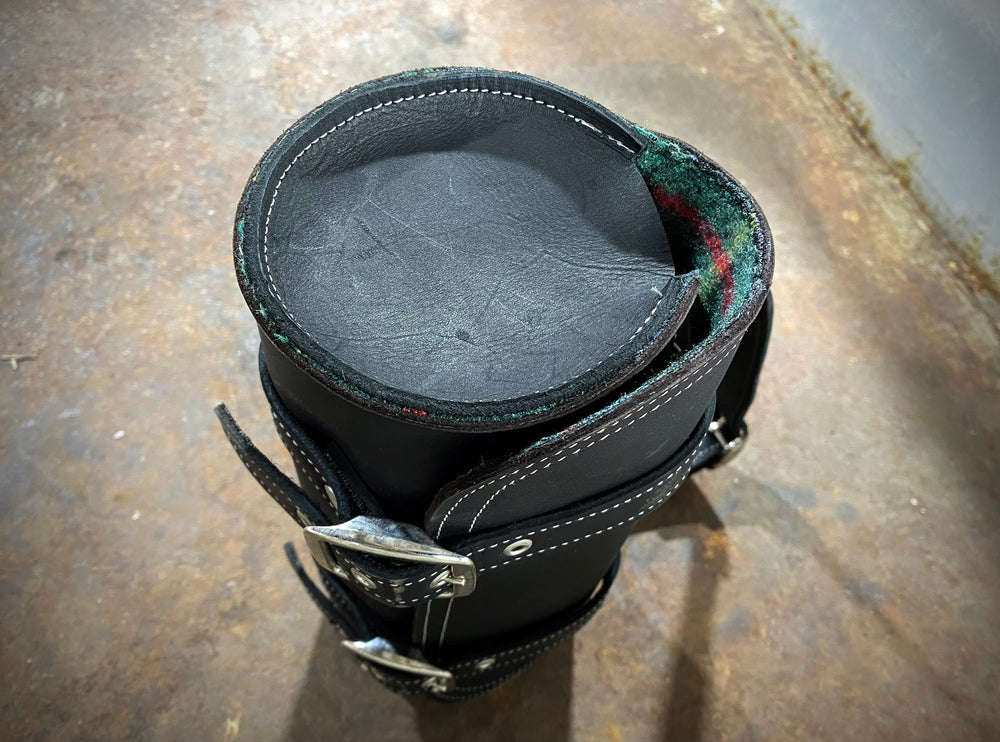 
            
                Load image into Gallery viewer, Leather Motorbike Tool Bag
            
        